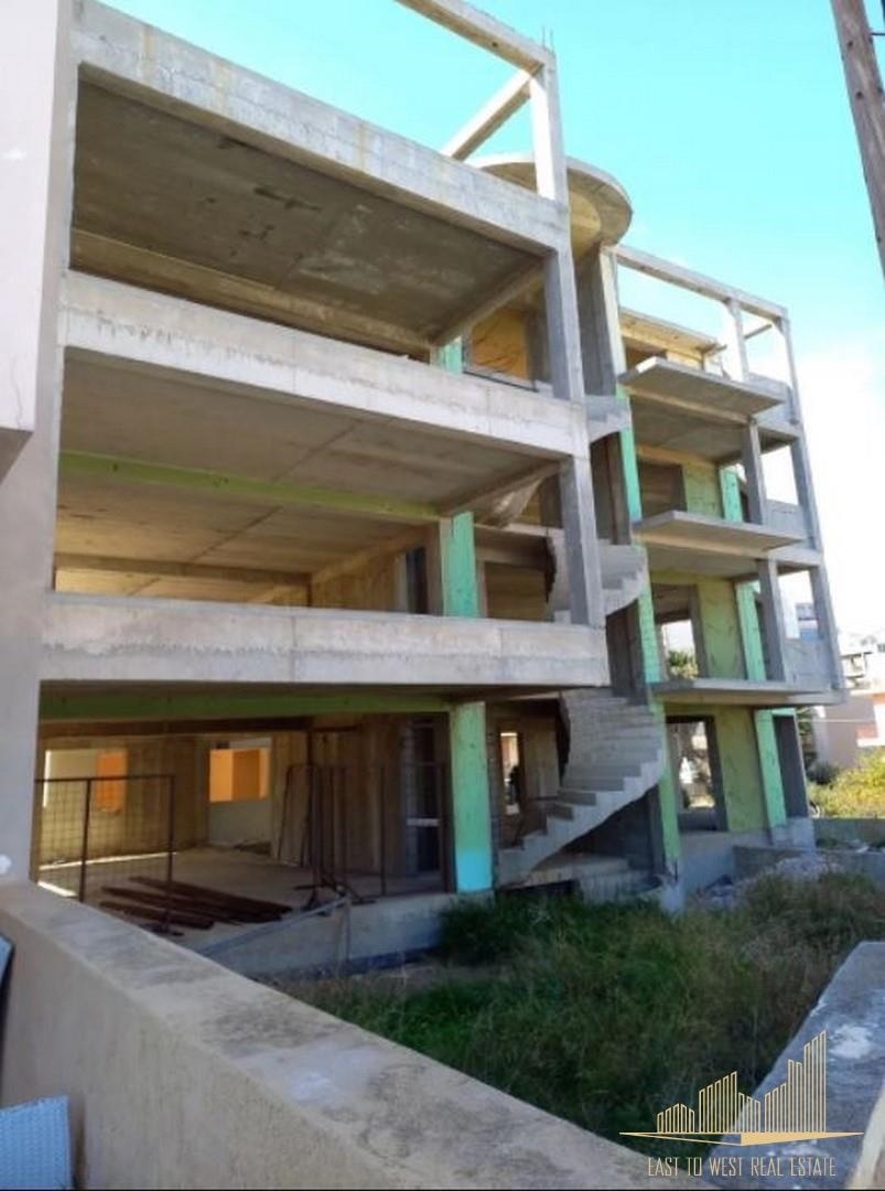 (For Sale) Residential Building || East Attica/ Lavreotiki - 700 Sq.m, 28 Bedrooms, 200.000€ 
