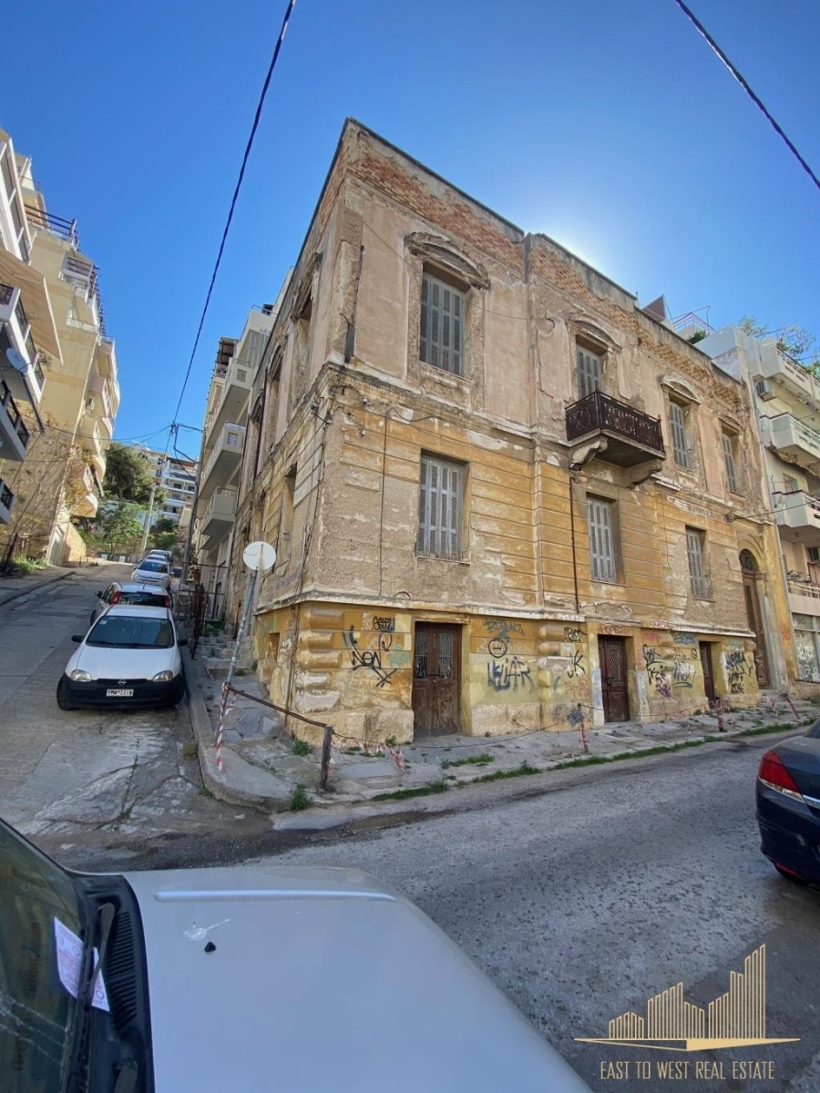 (用于出售) 住宅 建造 || Piraias/Piraeus - 380 平方米, 560.000€ 