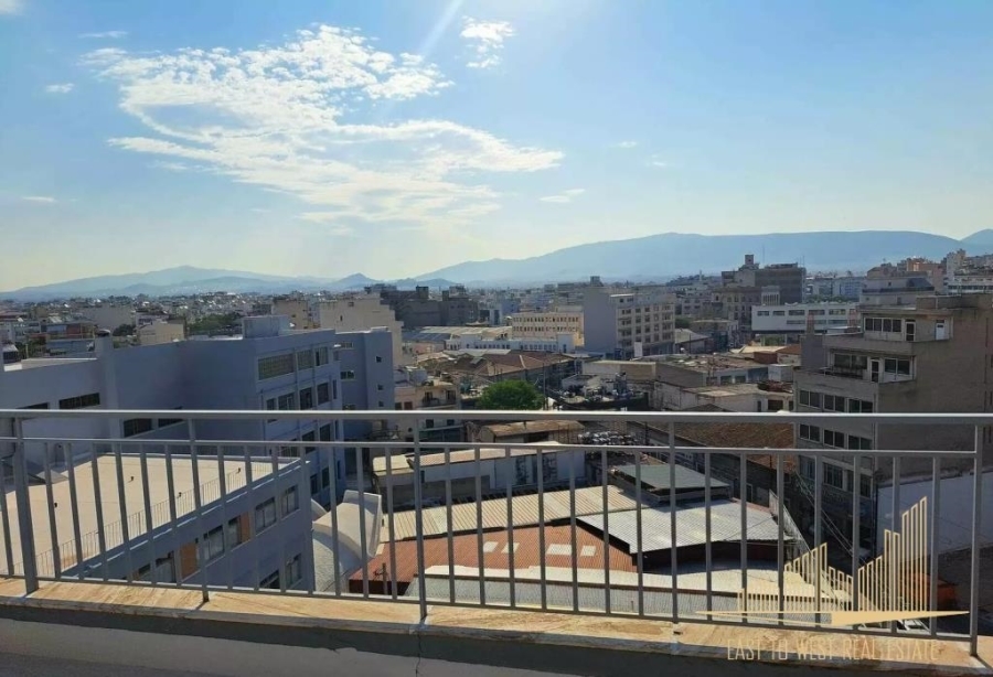 (For Sale) Commercial Building || Piraias/Piraeus - 686 Sq.m, 950.000€ 