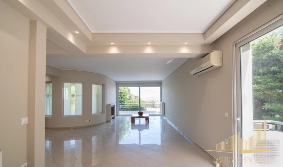 (En vente) Habitation Maisonnette || East Attica/Kalyvia-Lagonisi - 306 M2, 5 Chambres à coucher, 550.000€ 