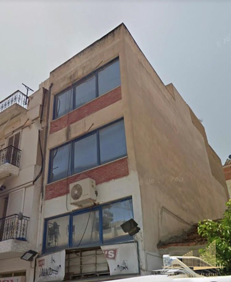 (In vendita) Spazio Professionale Edificio || Piraias/Nikaia - 350 Metri Quadrati   , 500.000€ 