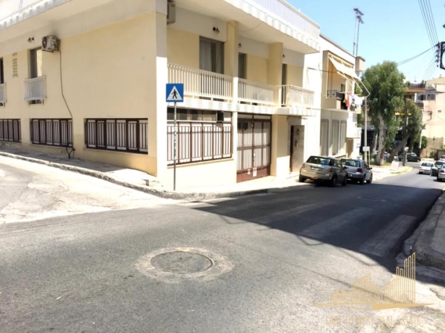 (For Sale) Residential Building || Piraias/Piraeus - 230 Sq.m, 300.000€ 