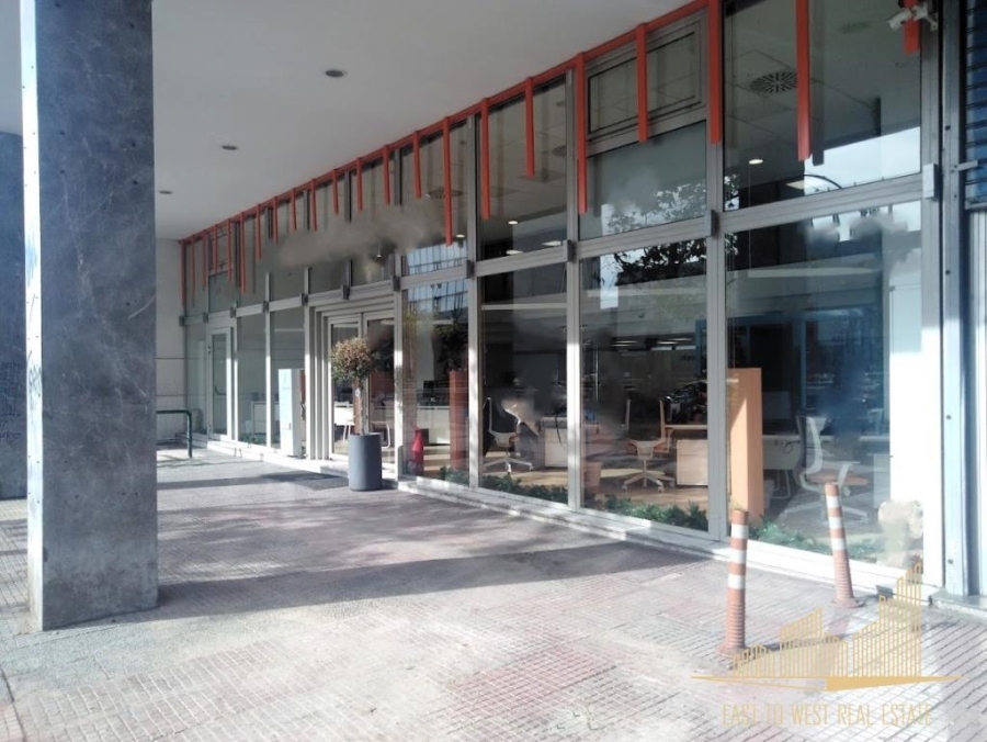 (For Sale) Commercial Retail Shop || Athens Center/Athens - 215 Sq.m, 465.000€ 
