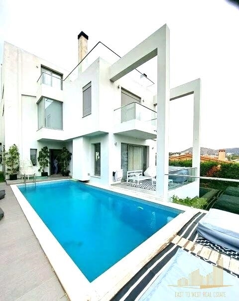 (In vendita) Casa Casa a schiera || East Attica/Kalyvia-Lagonisi - 320 Metri Quadrati   , 4 Camera da letto, 1.000.000€ 