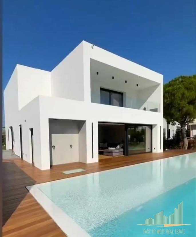 (En vente) Habitation Villa || East Attica/Vari-Varkiza - 450 M2, 5 Chambres à coucher, 2.000.000€ 