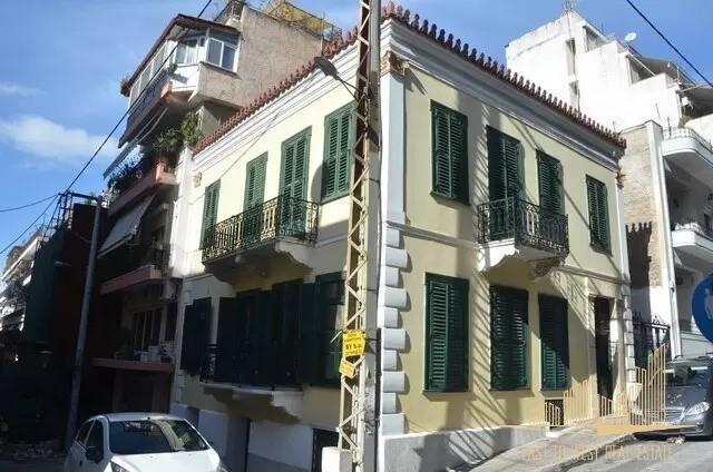(For Sale) Commercial Building || Piraias/Piraeus - 310 Sq.m, 550.000€ 
