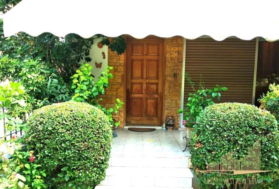 (For Sale) Residential Detached house || Athens South/Glyfada - 265 Sq.m, 6 Bedrooms, 620.000€ 