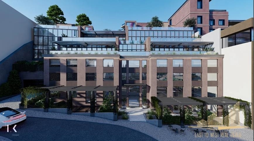 (Продава се) Търговски Обект Сграда || Piraias/Piraeus - 3.500 кв.м., 14.000.000€ 