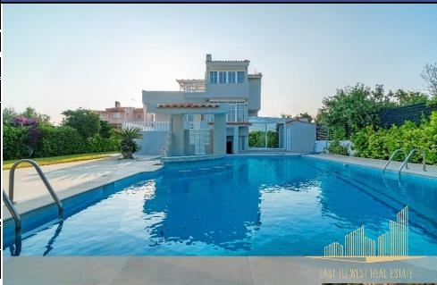 (En vente) Habitation Villa || East Attica/Kalyvia-Lagonisi - 310 M2, 5 Chambres à coucher, 1.280.000€ 