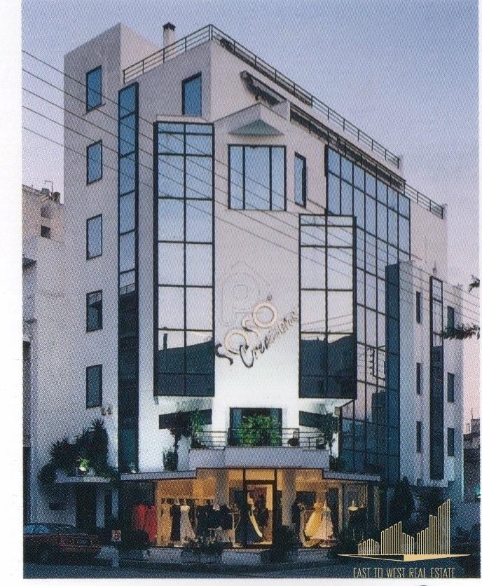 (En location) Local commercial Bâtiment || Athens Center/Athens - 1.100 M2, 5.500€ 